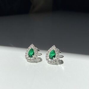 Brinco Gota Cravejada Verde
