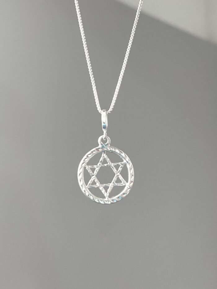 Colar Estrela de Davi