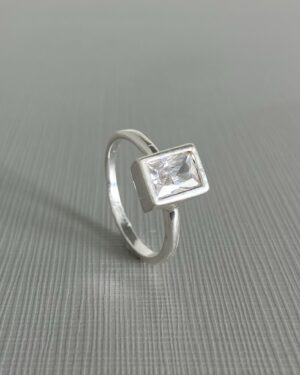 Anel Cravação Inglesa Retângular Cristal