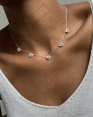 Colar 5 Corações Cravejados Verde