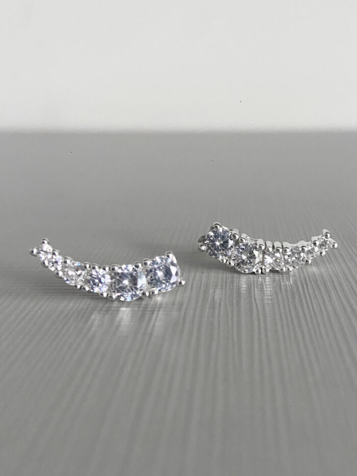 Brinco Ear Cuff Ponto de Luz
