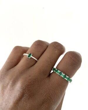 Anel Retangular Cravejado Verde