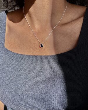 Colar Gota Preta
