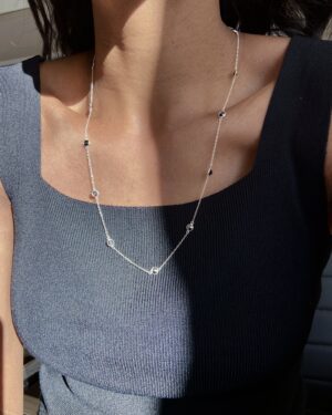 Colar Pontinhos Preto 60 cm