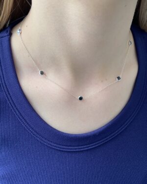 Colar Pontinhos Preto 45 cm