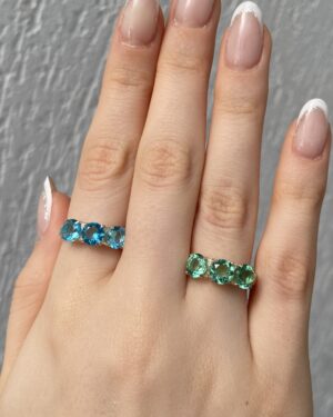 Anel Três Zirconias Verde