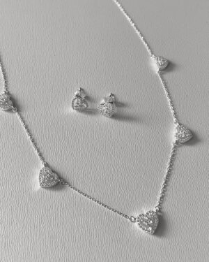 Colar 5 Corações Cravejados